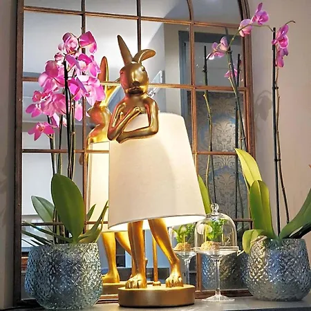 Giuturna Boutique