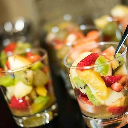 Giuturna Boutique 3*