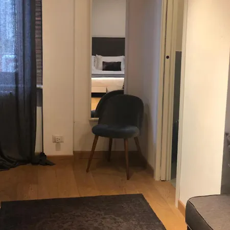 Giuturna Boutique 3*