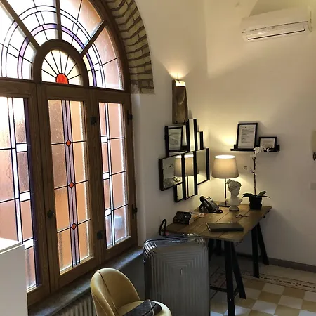 Giuturna Boutique 3* Rzym